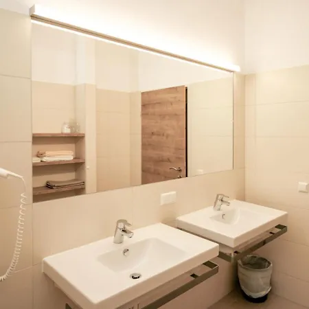 Appartamento Hochjoch By Interhome
